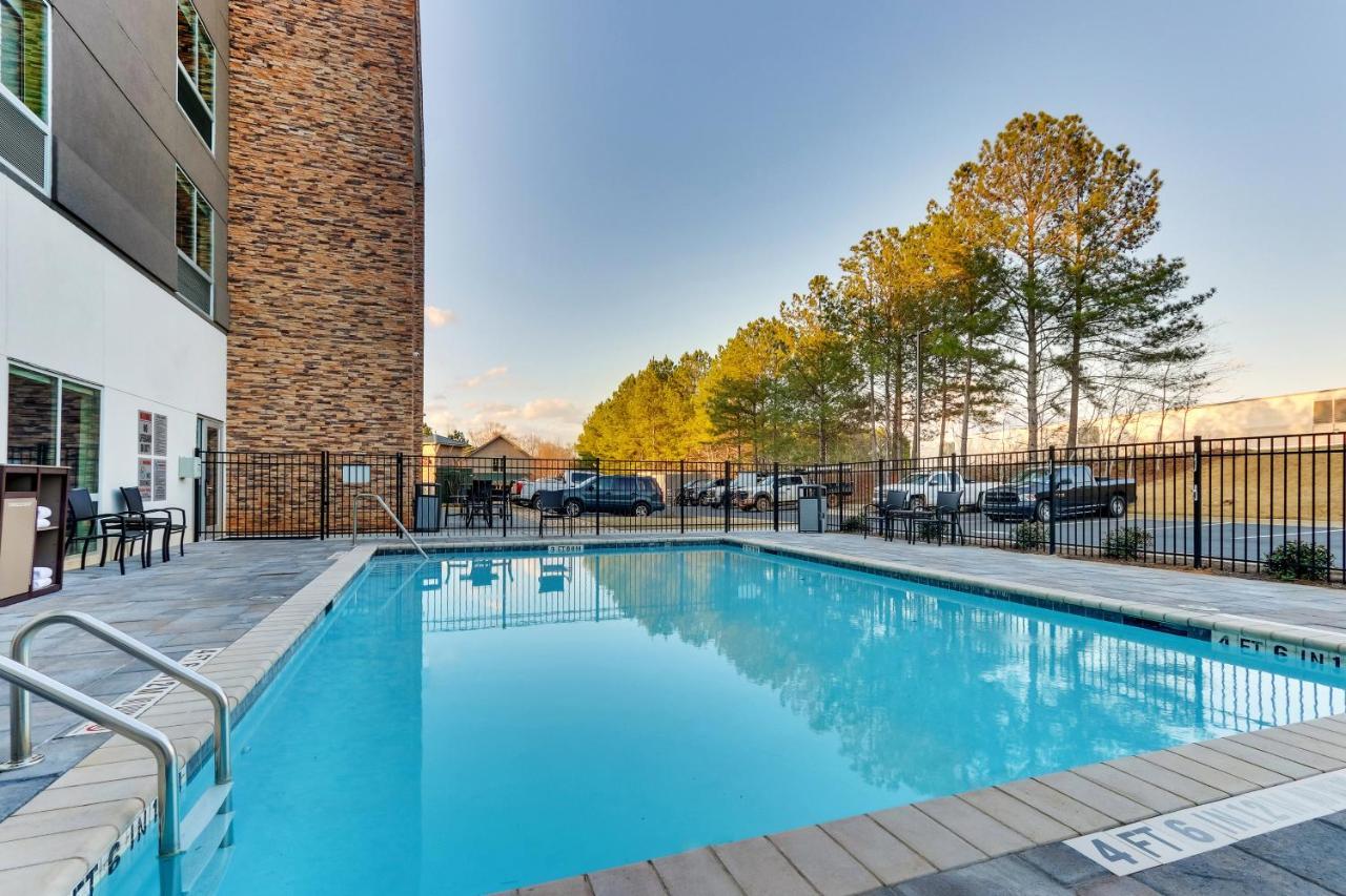 Holiday Inn Express & Suites - Dawsonville By Ihg Exterior foto